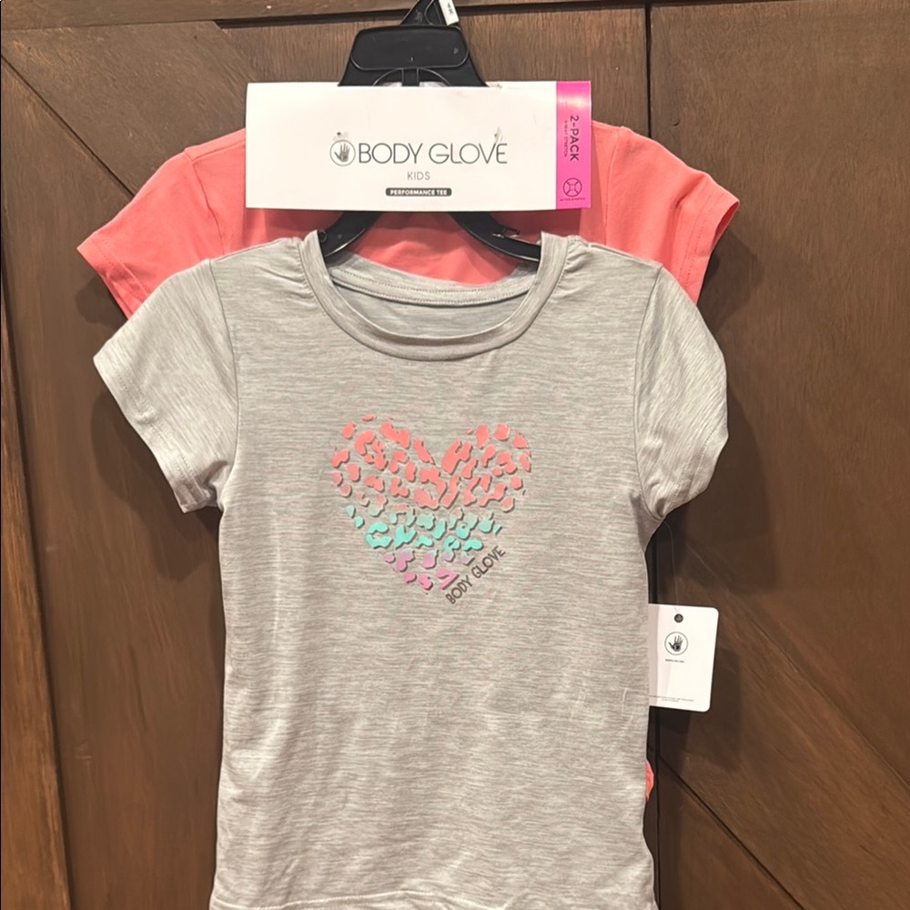 Body Glove Gray and Pink Short Sleeve Tees Casual Collection